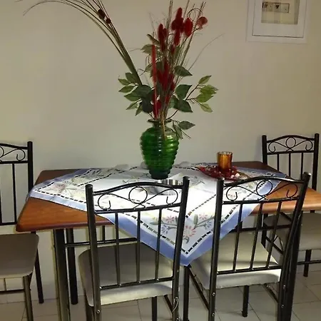 Alexandros 2 Appartement *
